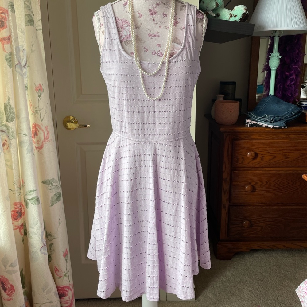 Lavender sleeveless midi sundress